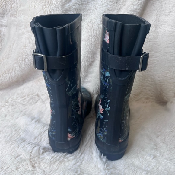A New Day Water Proof Vicki Boots - Picture 3 of 5